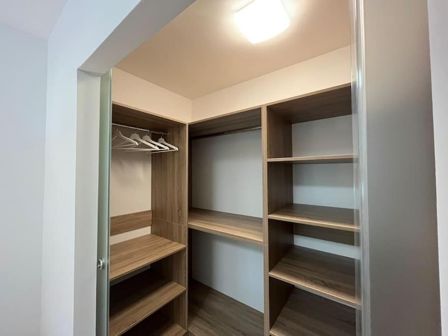 Swan Apartman - Keszthely Exterior photo